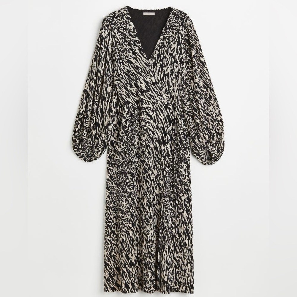 H&M - Pleated wrap front dress